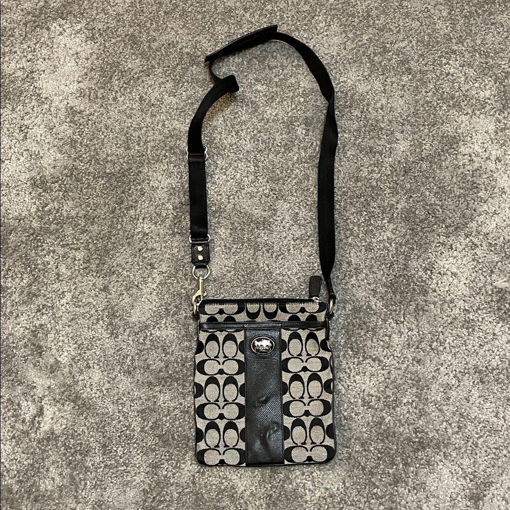 GC Coach Signature Black and Grey Cross Body Bag